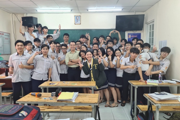 12a9 cuối năm